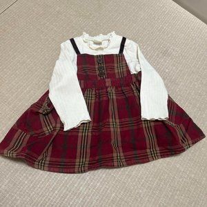 Plaid skirt folded through the wind T